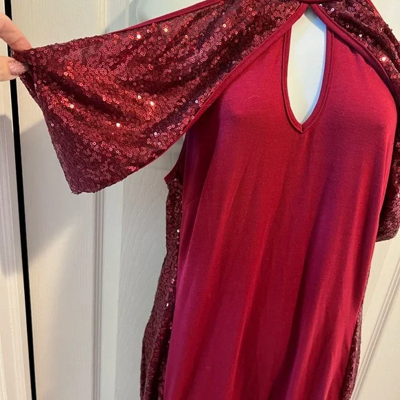 New without tags formal red dress size Large - Picture 2 of 3